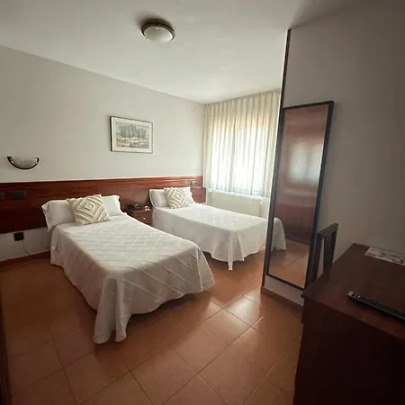 Valdés Szálloda 2*