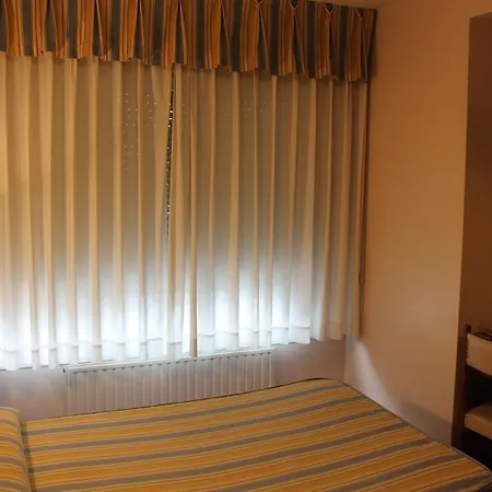 Hotel Valdes 2*